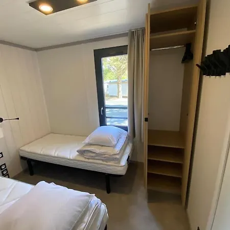 Apartament Cottage Climatise Avec Piscine A 300M De La Plage