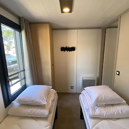Cottage Climatise Avec Piscine A 300M De La Plage Apartament *