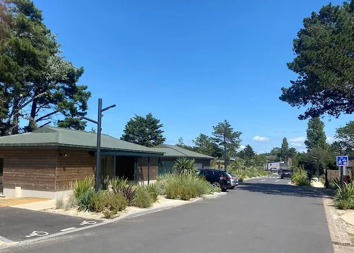 Avec Piscine A 300m De La * Jullouville-les-Pins