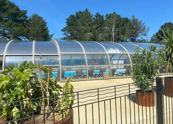 Apartament Avec Piscine A 300m De La Jullouville-les-Pins